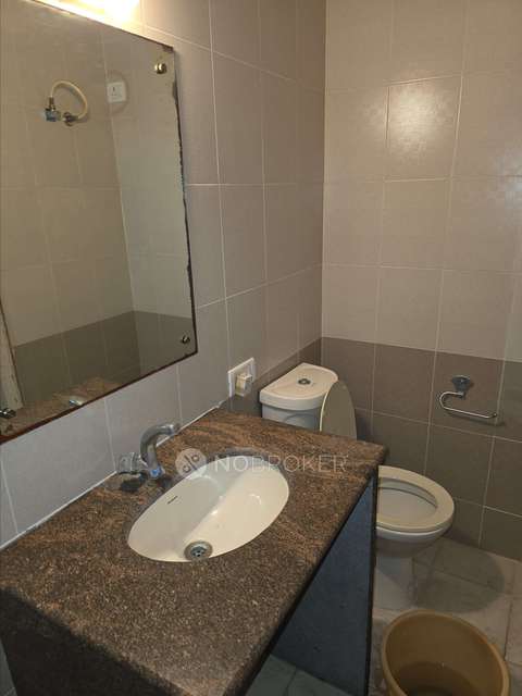 2 BHK Flat In Owners Court Society For Sale  In Egmore