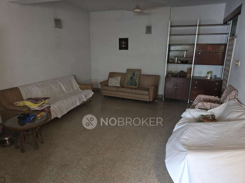 2 BHK Flat In Owners Court Society For Sale  In Egmore