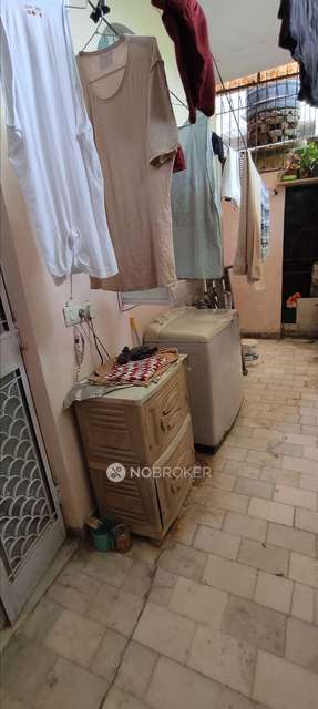 3 BHK Flat In Rwa Amritpuri B For Sale  In Kailash