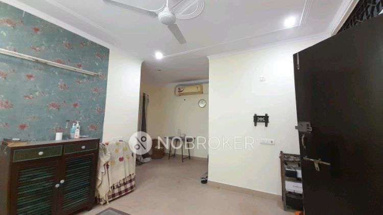 1 BHK Flat In Dda Janta Flat for Rent  In East Of Kailash