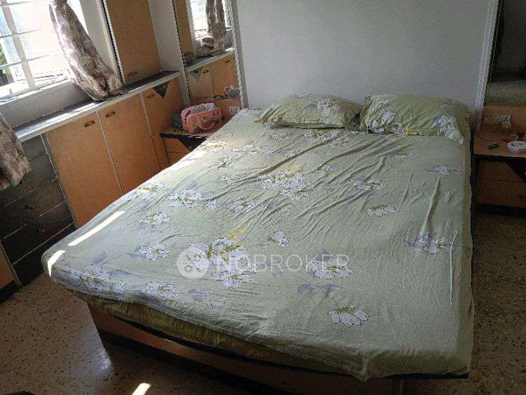 2 BHK Flat In Shree Ganesh Apartments for Rent  In Vishrantwadi