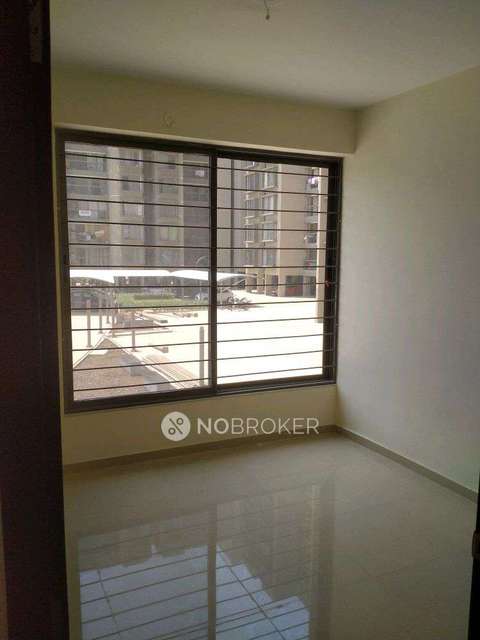 3 BHK Flat In Skyi Star Town For Sale  In Bhukum