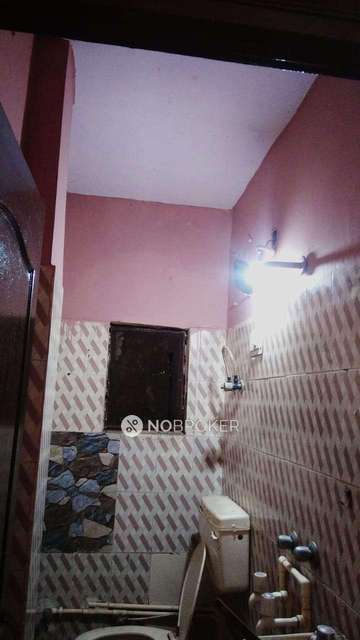 3 BHK Flat In Dda Janta Flats For Sale  In Rohini