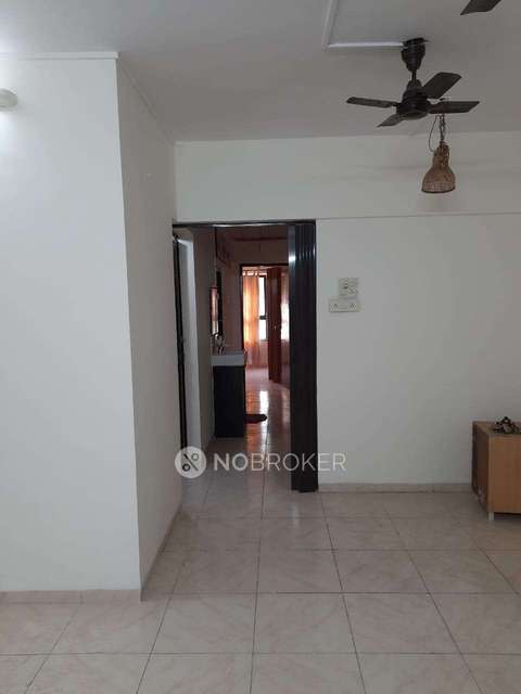 2 BHK Flat In Pragati Paradise, Matunga East For Sale  In Matunga East