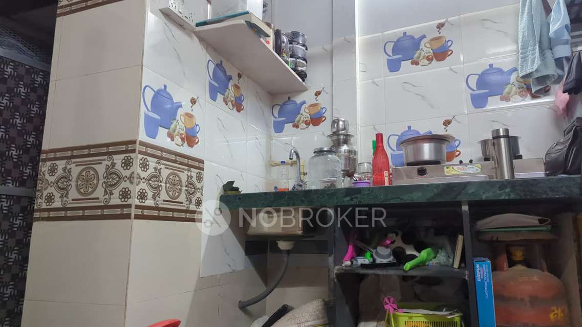 1 RK House For Sale  In Malad East