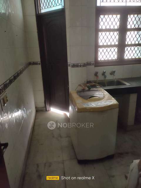 4 BHK Flat In Vishal Enclave For Sale  In Rajouri Garden
