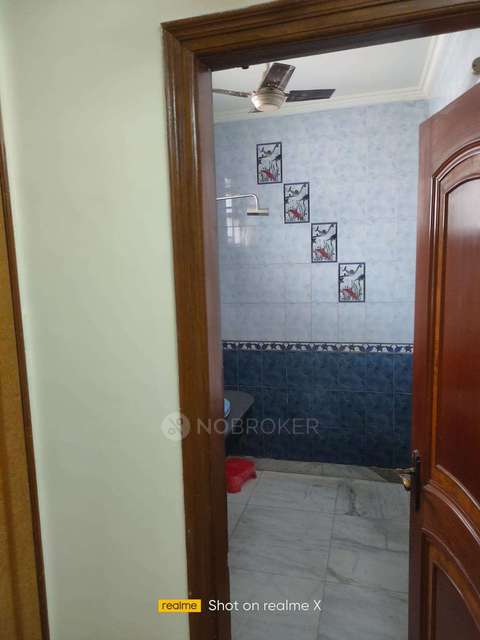 4 BHK Flat In Vishal Enclave For Sale  In Rajouri Garden