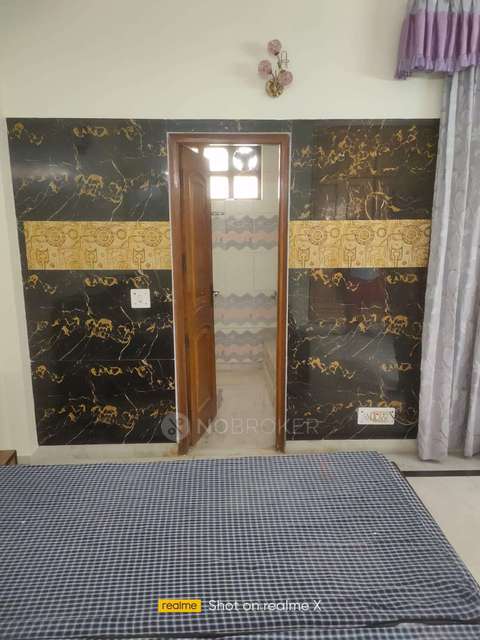 4 BHK Flat In Vishal Enclave For Sale  In Rajouri Garden