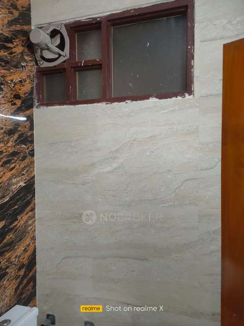 4 BHK Flat In Vishal Enclave For Sale  In Rajouri Garden