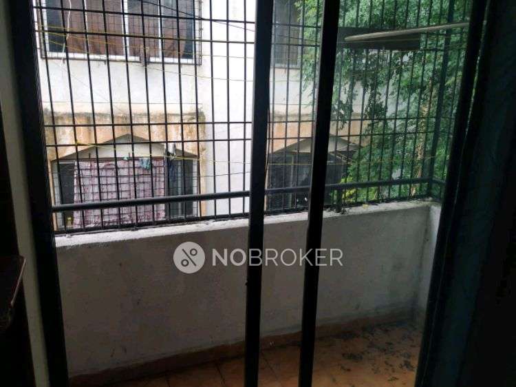 2 BHK Flat In Carnations Society for Rent  In Kondhwa