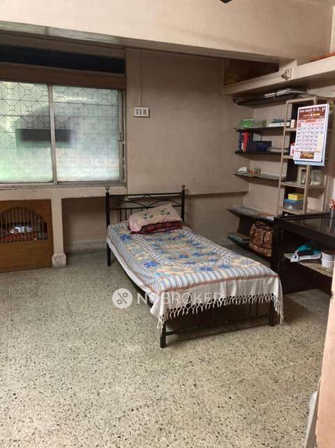 2 BHK Flat In Dnyanda Society For Sale  In Sadashiv Peth,