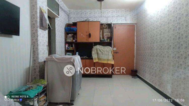 1 BHK Flat In Shri Navyuvak Chs For Sale  In Bhandup East