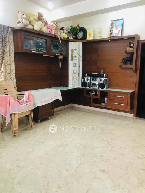 4+ BHK Flat For Sale  In Peenya