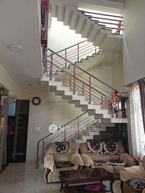 4+ BHK Flat For Sale  In Peenya