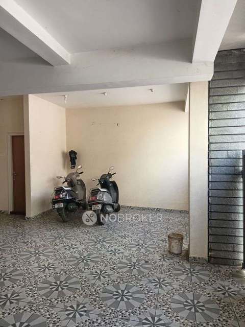 4+ BHK Flat For Sale  In Peenya