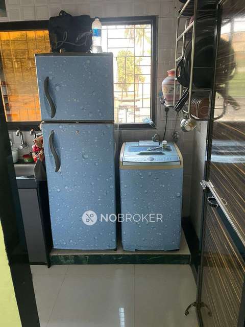 2 BHK Flat In Porbander Building For Sale  In Ghatkopar West