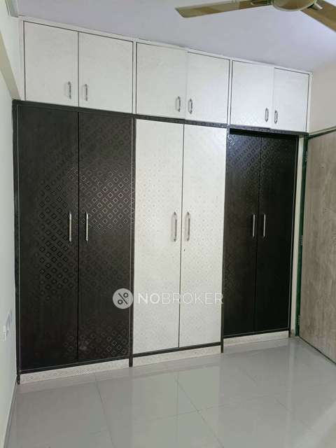 2 BHK Flat In Sheetal Chs For Sale  In Goregaon