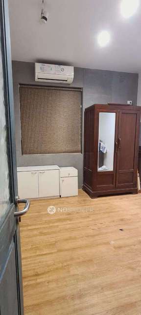 1 BHK Flat In Stand Alone Building for Rent  In Vile Parle