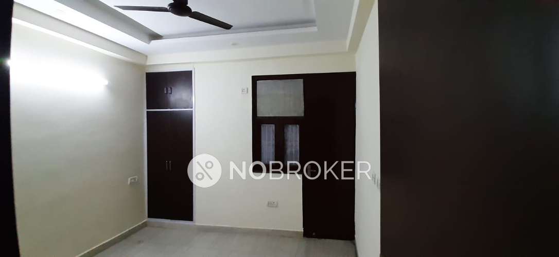 2 BHK Flat In  Saraswati Apartment For Sale  In Vasundhara