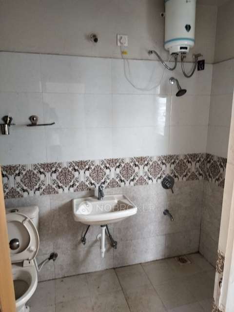 2 BHK Flat In Kumar  Palmcrest for Rent  In Anthon Nagar