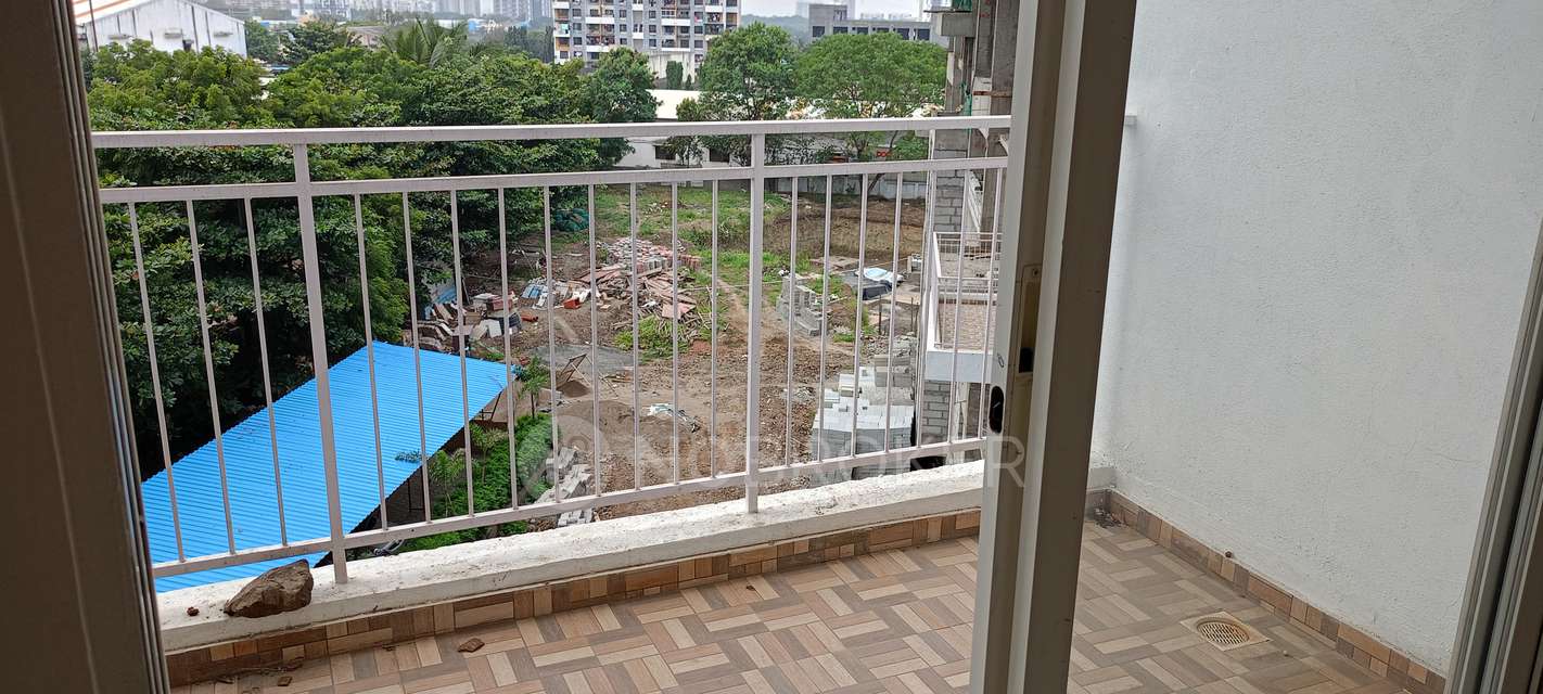 2 BHK Flat In Kumar  Palmcrest for Rent  In Anthon Nagar