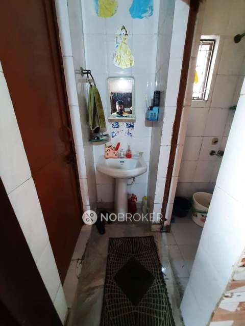 2 BHK Flat In Dwarka Sanskriti Appartment For Sale  In Sector-3