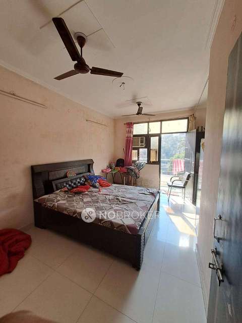 2 BHK Flat In Standalone Building  For Sale  In Karam Pura