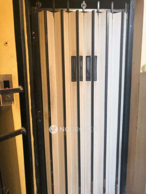 3 BHK Flat In Thiruvarasu Apatment For Sale  In West Mambalam