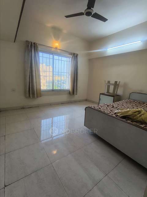 2 BHK Flat In Shivranjan Towers, Baner Road for Rent  In Shivranjan Tower