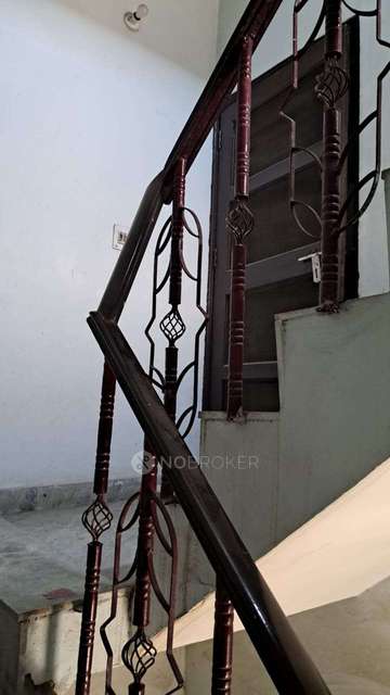 PG for Boys in Janakpuri