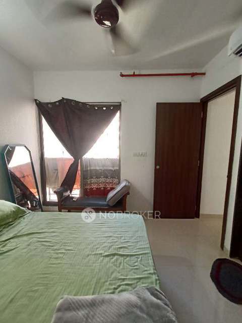 2 BHK Flat In Runwal Eirene For Sale  In Thane West