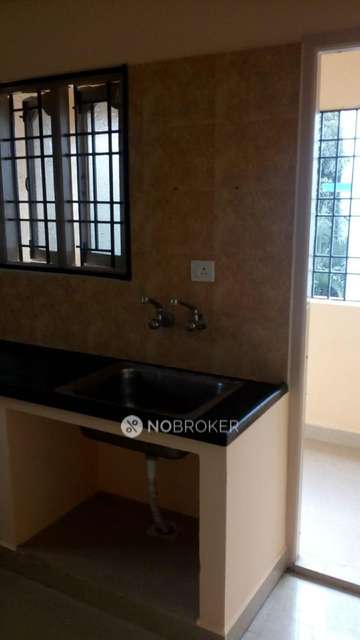 2 BHK Flat In Vijay Flat For Sale  In Selaiyur