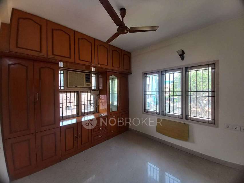 2 BHK Flat In Sara Courtyard For Sale  In K. K. Nagar