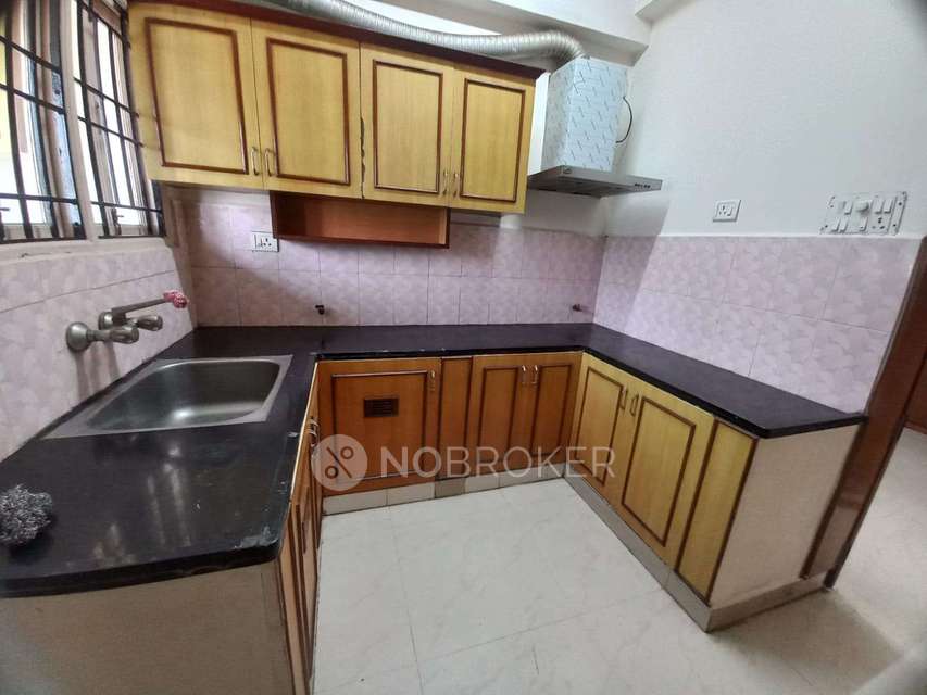 2 BHK Flat In Sara Courtyard For Sale  In K. K. Nagar