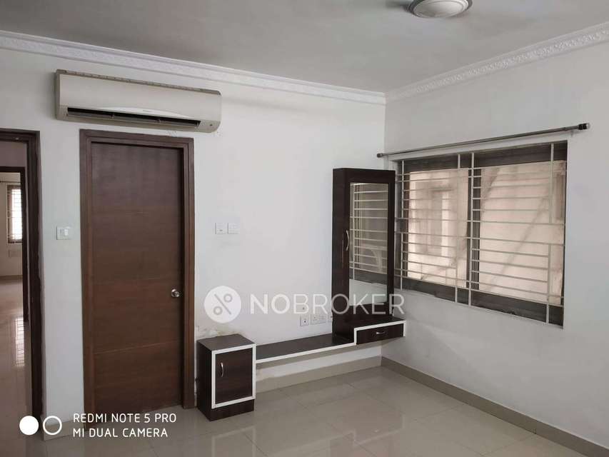 4 BHK Flat In Rajeshwari Residency For Sale  In Banjara Hills