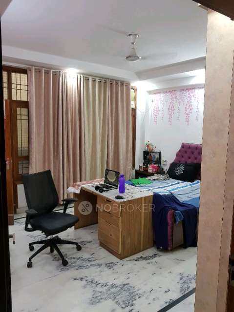 3 BHK Flat In Standalone Building  For Sale  In  Okhla
