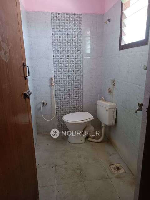 4+ BHK Flat In Subham Apartment For Sale  In 3300, Jalladiampet, Padmavathy Nagar, Medavakkam, Chennai, Tamil Nadu 600100, India