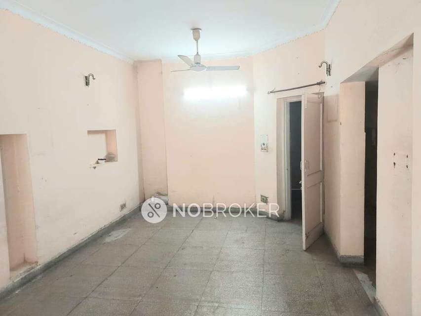 3 BHK House for Rent  In Vikaspuri