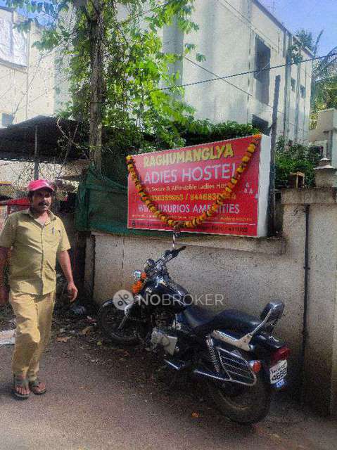 PG for Girls in Karve Nagar