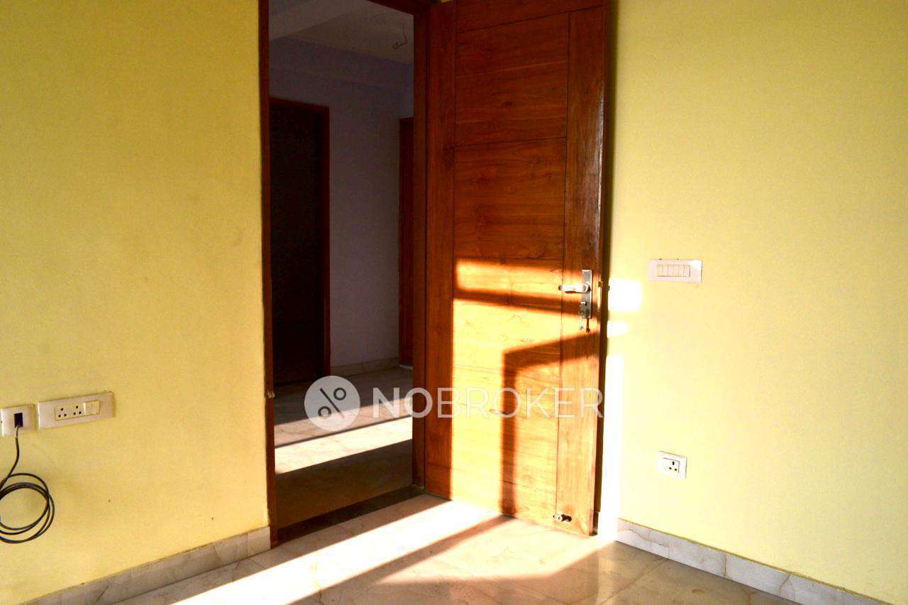 Independent House Patel Nagar Rent WITHOUT BROKERAGE Semifurnished 3