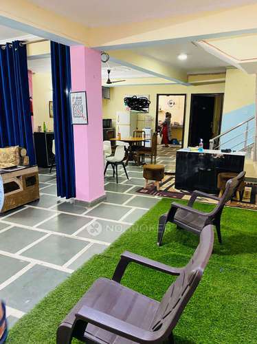 PG for Girls in Dwarka