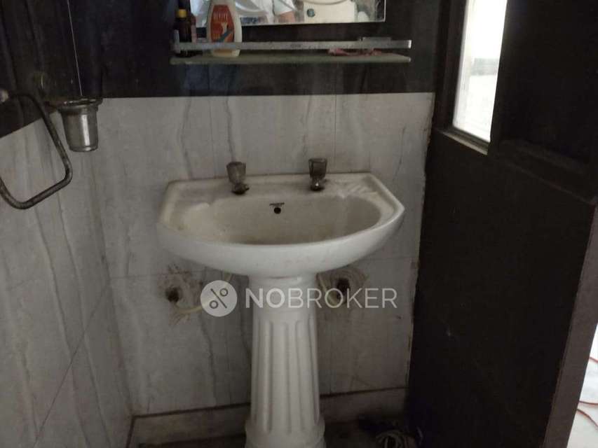 3 BHK Flat In Standaloen Building  For Sale  In Uttam Nagar