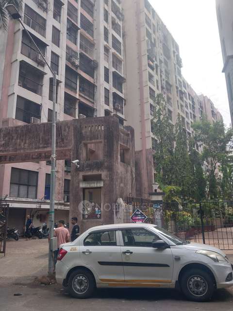 1 BHK Flat In Rna Complex For Sale  In Santacruz East