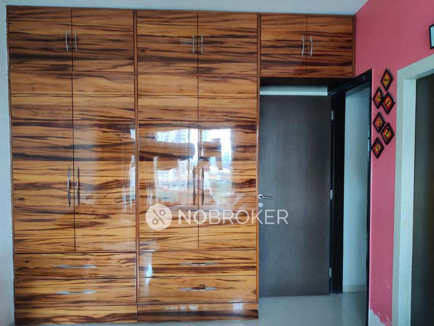 3 BHK Flat In Rustomjee Ozone Tower For Sale  In Goregaon West