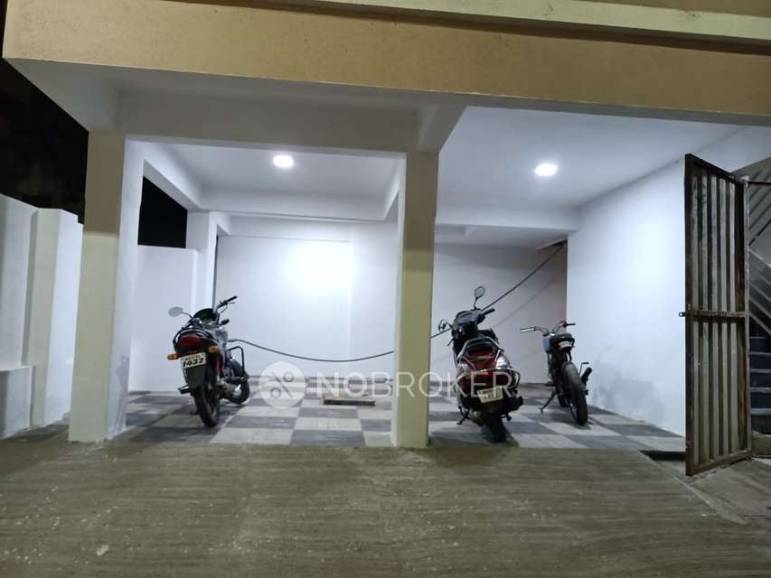 1 BHK Flat In Tarangan  for Rent  In Guruwar Peth