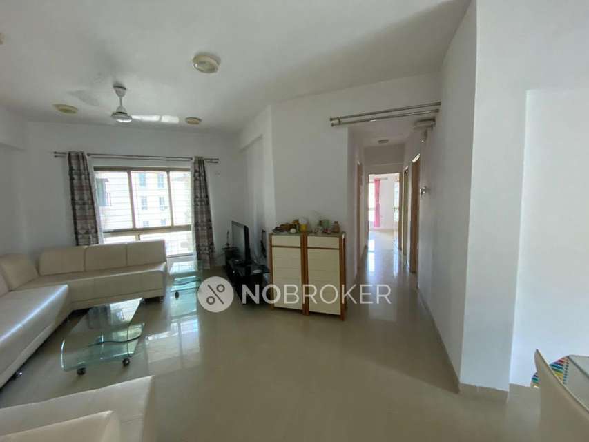 3 BHK Flat In Seawoods Estates Phase-ii Pool For Sale  In  Nerul