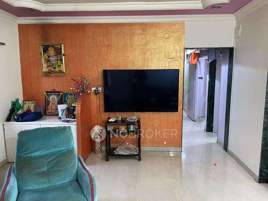 Single Room for Male In 3 BHK  In Kothrud