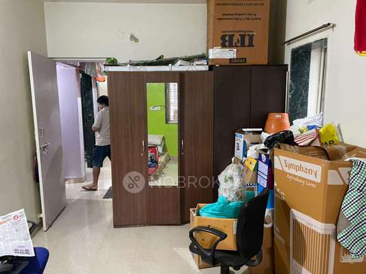 Single Room for Male In 3 BHK  In Kothrud