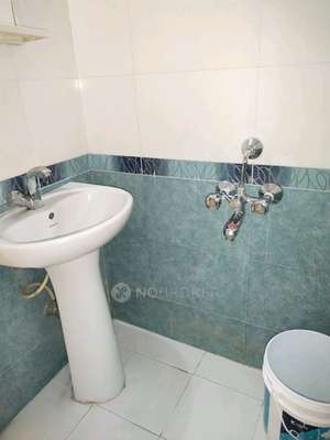 2 BHK Flat In Celina Cooperative Housing Society Ltd. for Rent  In Pimpri-chinchwad,