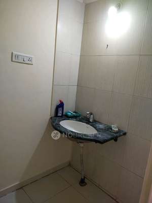 2 BHK Flat In Celina Cooperative Housing Society Ltd. for Rent  In Pimpri-chinchwad,